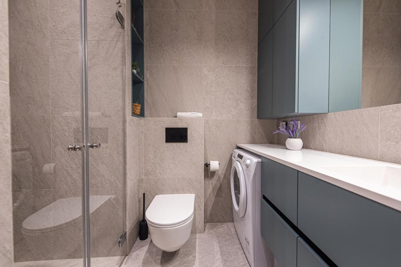 Cohost I New Basteja Life Apartments W-Garage Prkg & Self Check-In Аеропорт Вільнюс Екстер'єр фото